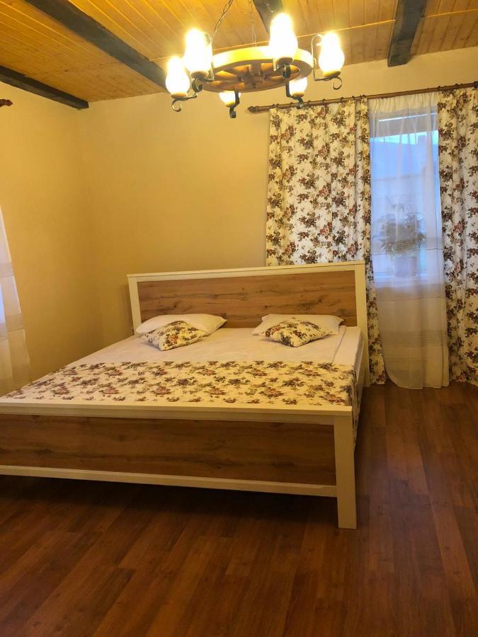 Casa Albert Valea Avrigului Екстер'єр фото
